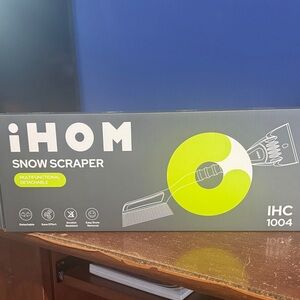 iHOM Snow Scraper